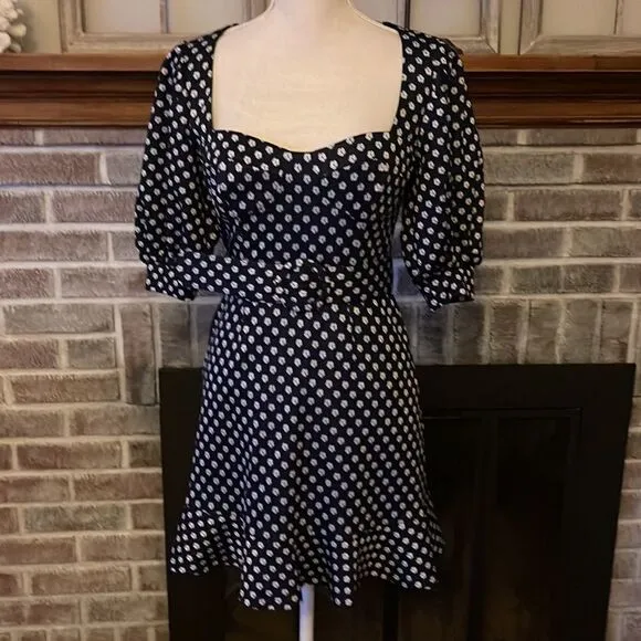 - Anthropologie - Hutch Jenessa Floral Polka Dot Mini Dress