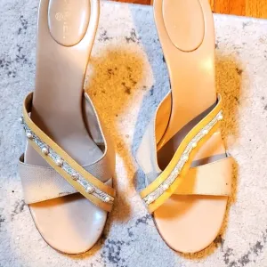 🌼🌼 CHANEL Slip On Heels 🌼🌼