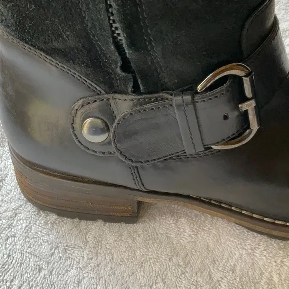 🥾 CLARKS BLACK BOOTS 🥾