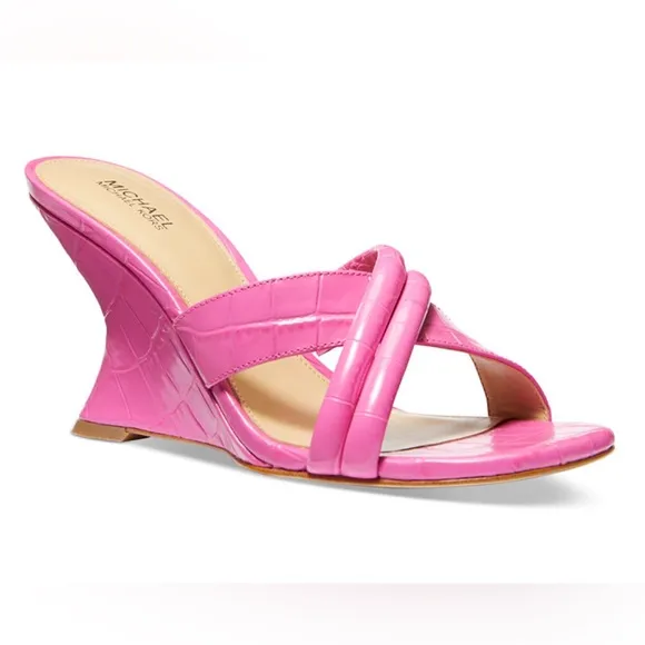 🐘🐘 Michael Kors Wedge Sandals
