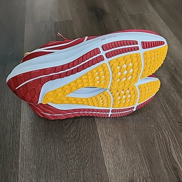 12.5 Nike Air Zoom Pegasus 39 USC Trojans NCAA DR1978-600 Running Shoes