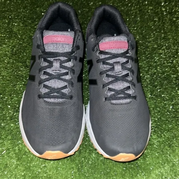 2018 New Balance fresh foam men’s shoes. Size 9.5. Never worn