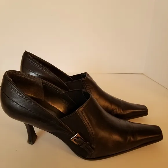 #4054 Stuart Weitzman Black Leather Global 3&quot; Hells Elegant Day-to-Night shoes 7