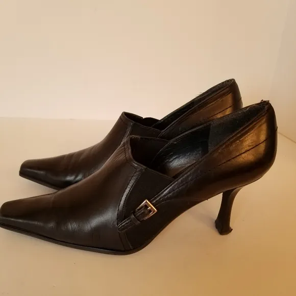 #4054 Stuart Weitzman Black Leather Global 3&quot; Hells Elegant Day-to-Night shoes 7