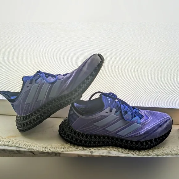 4DFWD 4 RUNNING SHOES: Cobalt Blue / Flash Aqua / Lucid B. Size 7.5