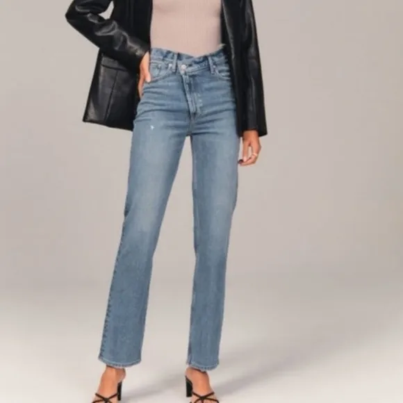 Abercrombie &amp; Fitch 90s Ultra High Rise Straight Jeans Criss Cross Buttons
