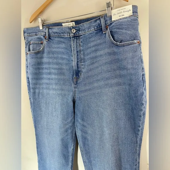 Abercrombie &amp; Fitch The Ankle Straight Ultra High Rise Plus Size 35/20 NWT