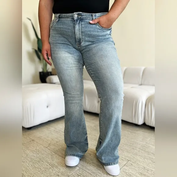 Acid Wash High-Rise Retro Flare Bell Bottom Skinny Stretch Jean Pants Judy Blue
