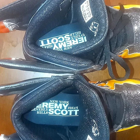 ADIDAS Jeremy Scott JS Shark Flame Fin Light-Up Shoes