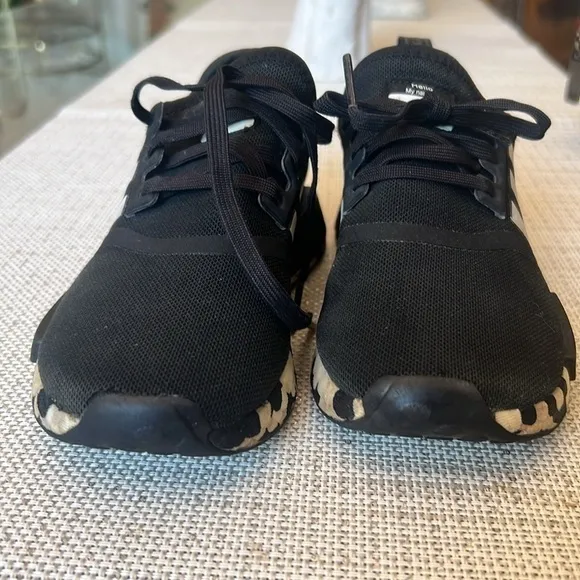 Adidas NMD R1 Boys Girls Running Shoes CBlack/CWhite GW9595