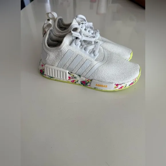 Adidas NMD R1 Watercolor Boost Tie Dye Green White Red GX5402 Youth Sz 13 girls