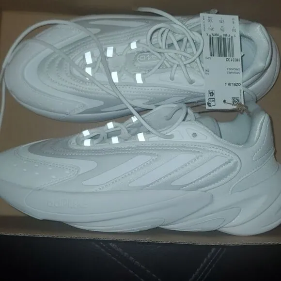 Adidas originals shoes girl's size 6 grey white sneaker Ozelia Casual sn…