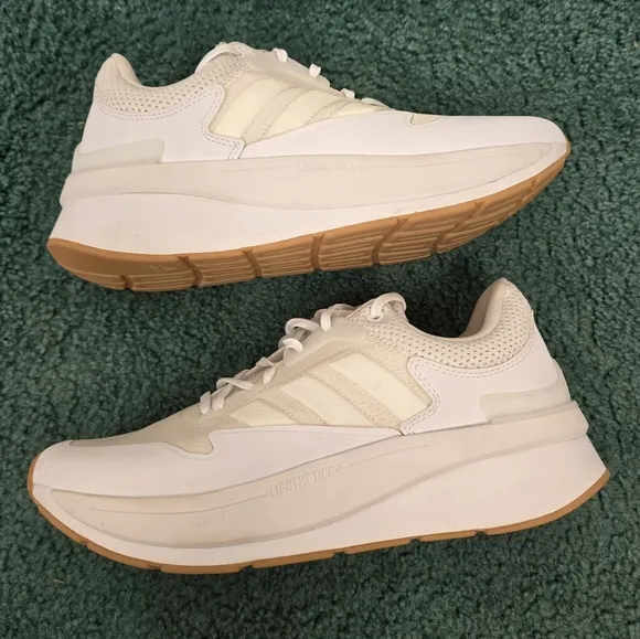 Adidas Originals Womens 10 ZNCHILL Light Motion Running Athletic Shoes GX6851