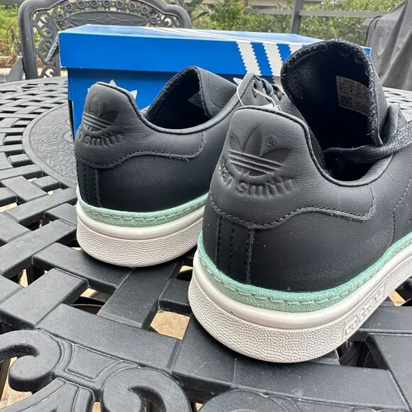 Adidas Stan Smith New Bold Black Mint Women's Athletic Shoes BD8067 Size 5.5