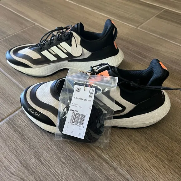 Adidas Ultraboost 22 Cold.RDI 2.0running shoe, 7 1/2, new with tags in box