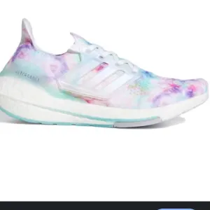 Adidas Ultraboost DNA 4.0 Tie Dye running shoes  SIZE 7