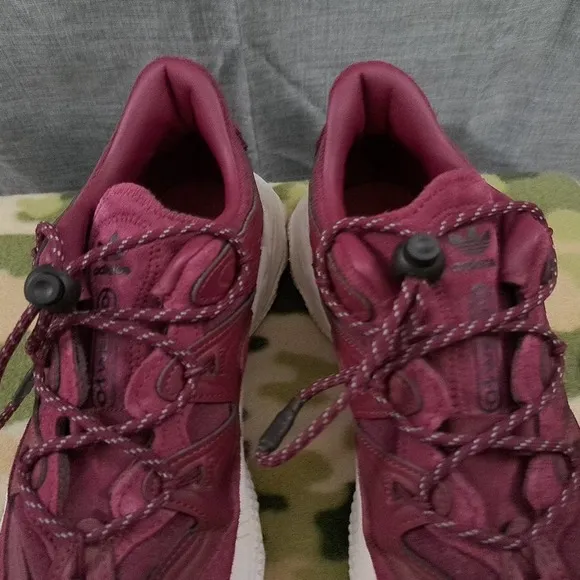 Adidas Womens Size 8 Ozweego Plus W Victory Crimson Running Shoes H01184