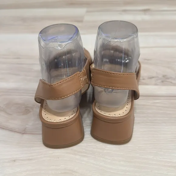ADRIENNE VITTADINI Adino Sandals