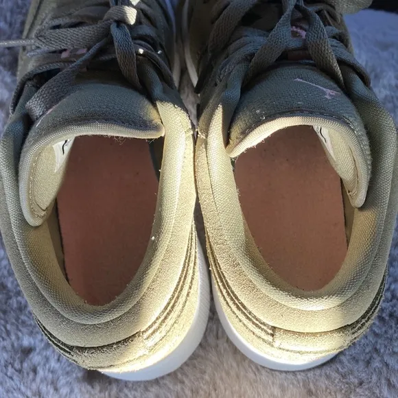 Air Jordan 1 GS Low “Trooper bleached coral” Nike shoes