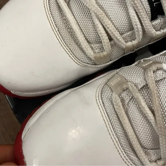 Air Jordan 11 XI Retro Low Cherry Bottom White Red