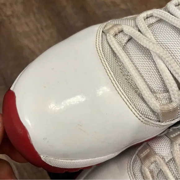 Air Jordan 11 XI Retro Low Cherry Bottom White Red