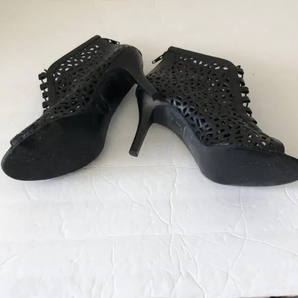 Aldo VTG Laser Cut Cage High Heel Shoes Open Toe Lacy Booties Black Sz. 39