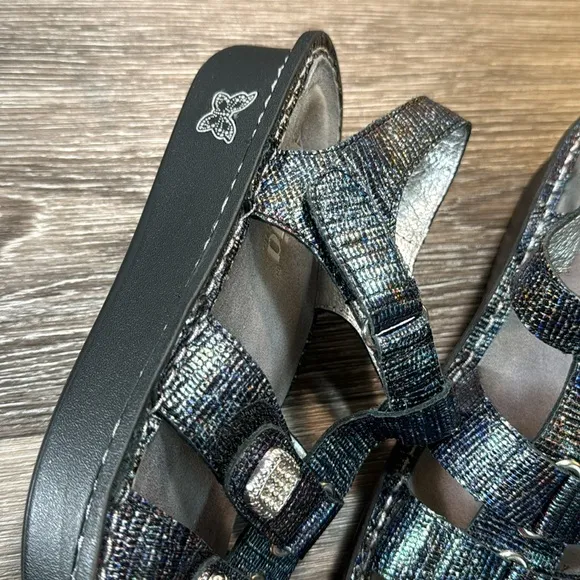 Algeria sandals woman’s size 37 (d109)
