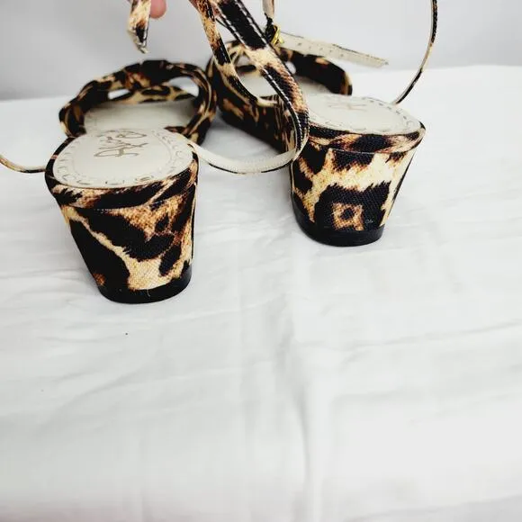 Alice   Olivia Alexi Leopard Print Open Toe Bow Wedge Sandal Women's Size  10