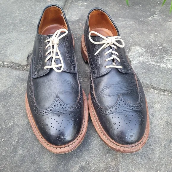 Allen Edmonds  Alumnus wingtip  oxford  shoes