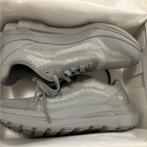 ALO Yoga Gray Athletic Shoes with Cushioned Midsole