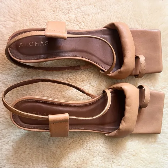 Alohas Asymmetric Strap Sandals Camel Leather Square Toe Kitten Heel Sz 39  8.5