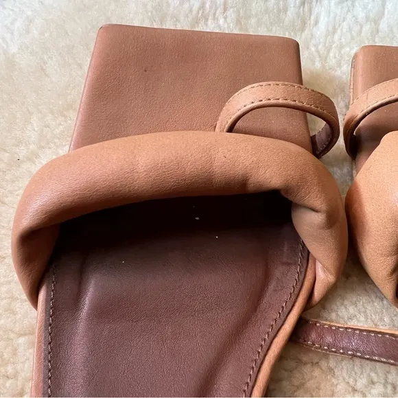Alohas Asymmetric Strap Sandals Camel Leather Square Toe Kitten Heel Sz 39  8.5
