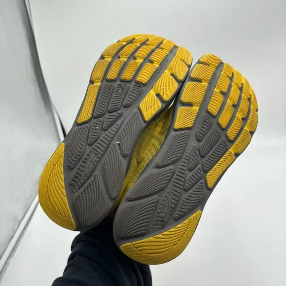 Altra Men’s 9 Yellow Rivera 3 Lace Up Running Sneakers Shoes