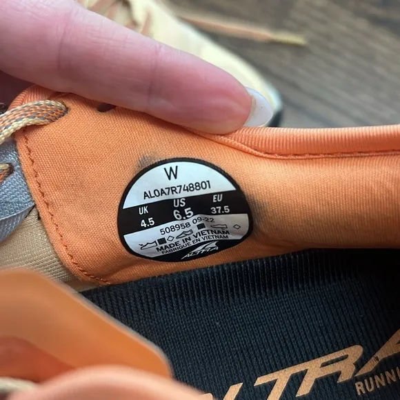 Altra Olympus 5 Trail Running Shoes