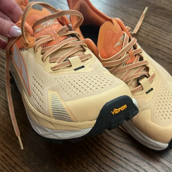 Altra Olympus 5 Trail Running Shoes