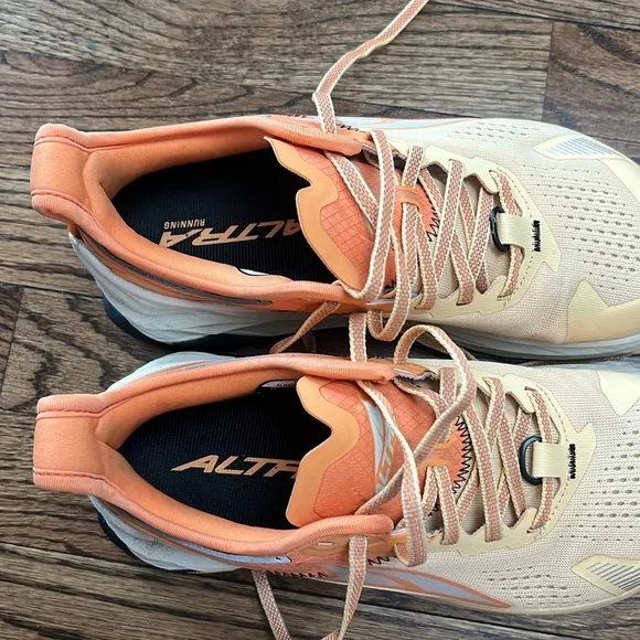 Altra Olympus 5 Trail Running Shoes