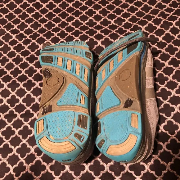 ALTRA Running Shoes Womens Size US 9 Zero Drop Blue Silver A2345-1-090