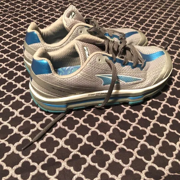 ALTRA Running Shoes Womens Size US 9 Zero Drop Blue Silver A2345-1-090