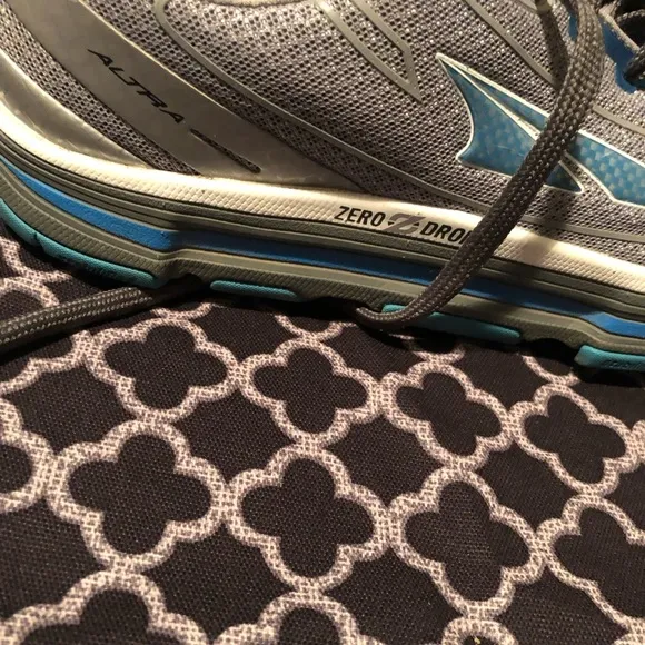 ALTRA Running Shoes Womens Size US 9 Zero Drop Blue Silver A2345-1-090