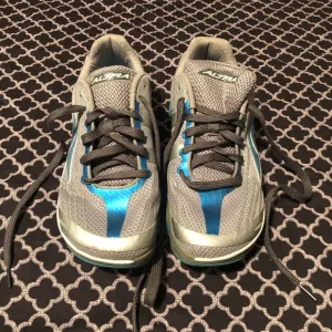 ALTRA Running Shoes Womens Size US 9 Zero Drop Blue Silver A2345-1-090