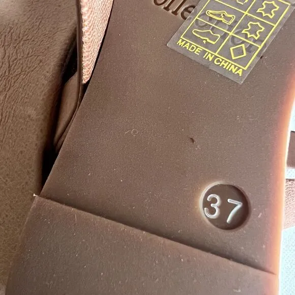 ANTELOPE Light Brown Rectangle-Front Karas Leather Sandals w/ Box, 37/US7