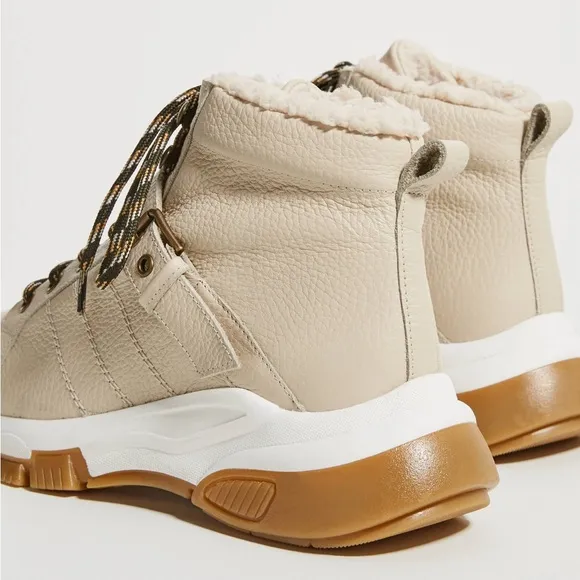 Anthropologie Alexis Sherpa-Lined Hiker Boots size 38