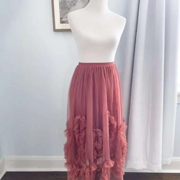 Anthropologie Felicity Ruffled Tulle Midi Skirt in Dusty Rose Size XL