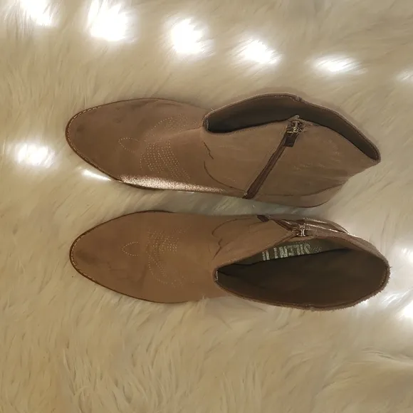 Anthropologie Silent D Women's Suede Zofie Western Boots Taupe