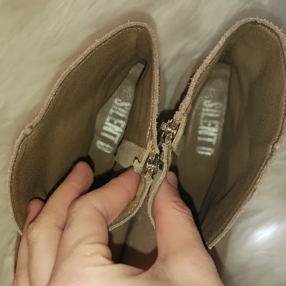 Anthropologie Silent D Women's Suede Zofie Western Boots Taupe
