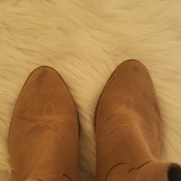 Anthropologie Silent D Women's Suede Zofie Western Boots Taupe