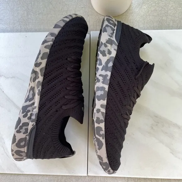 APL ATHLETIC PROPULSION LABS women TECHLOOM WAVE IN BLACK/Asteroid /Leopard 9.5