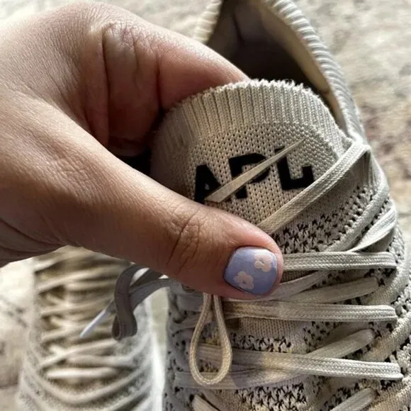 APL Men's TechLoom Wave Knit Athletic Shoes Sneakers in Gray &amp; White Size 13