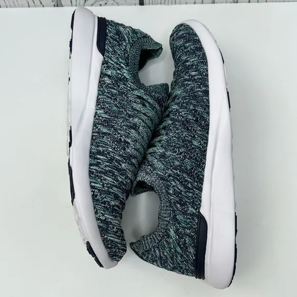 APL Men’s TechLoom Wave Sneakers size 8.5