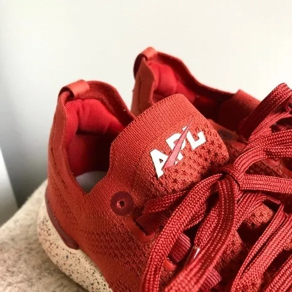 APL Techloom Breeze Sneakers Athletic Shoes Trainers Red Speckle Women's 7